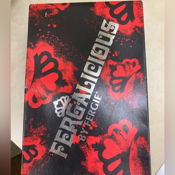 NEW in Box. Womens Fergalicious Vanessa Woven Wedge Espadrille Sandals - Natural - Picture 2 of 5